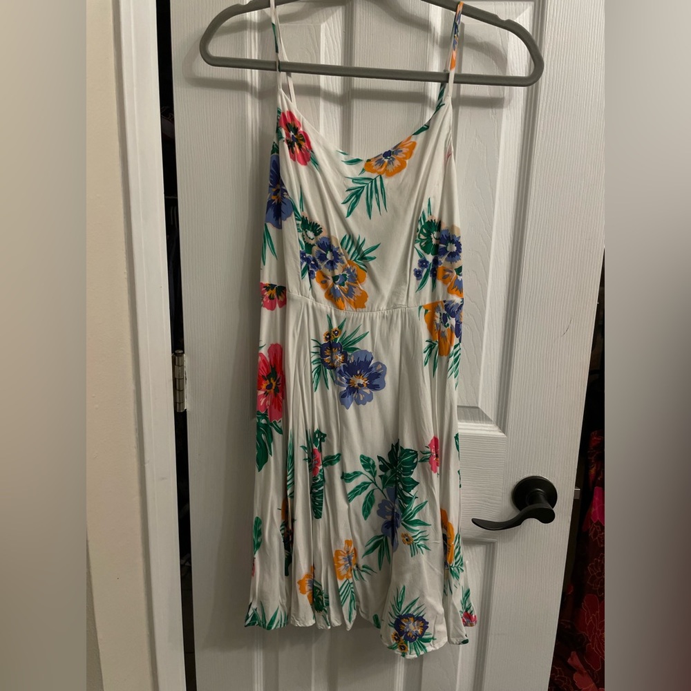 Old Navy women’s summer dress, size M